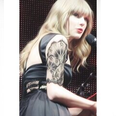 I can seduce you with my darkness.