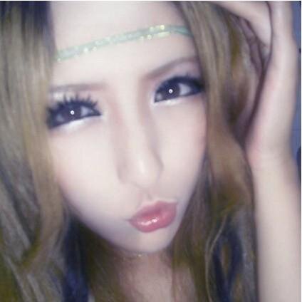 I am a lively girl, I like to make friends with others.Welcome to http://t.co/avKhVWTLWc to know more about our accessoires
