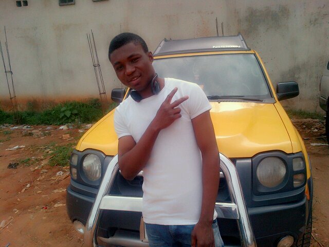 am a simple and easy going guy! i hate lies!