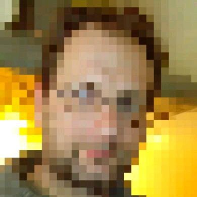 32 Jahre, Admin, Internet Junky, Master of Chaos, 1337 & Nerd, Android User.