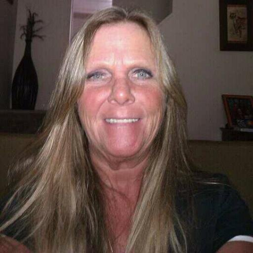 karenshar's profile picture. 