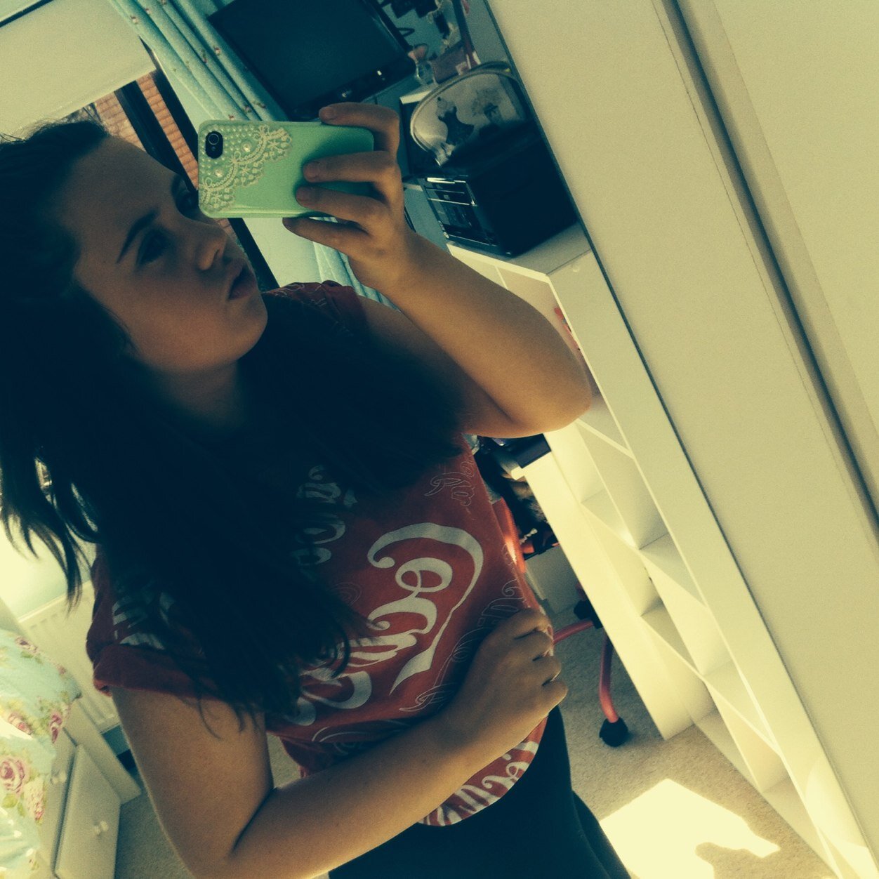 HannahRedford88's profile picture. 