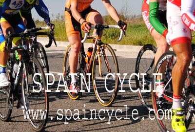 Cycling in Spain: Benidorm & Madrid. A new cycling experience.
