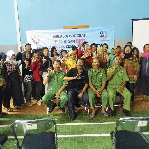 Penuh Semangat, Inovatif, eXtra Kreatif. Salam GenRe!