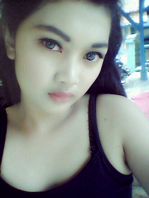 Fix UNPAD Fakultas Hukum.| singer&dancer|single|my instagram Vienanurlianda|my skype vina.nulianda