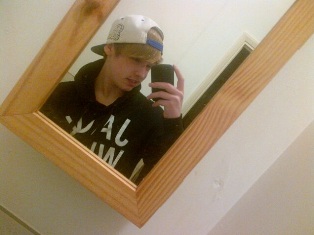 Kyky1234Kyle's profile picture. 