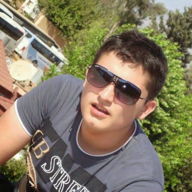 ‏‏‏‏‏اصَعّبْ انوَأع المَقاوَمة عَندّما تَكوٌن  لدّيَك رَغَبة بَالبٌكَاء
♤وَلكَنك تَبتسّمْ لتَحِمي كَبرّيائْك ♤

.