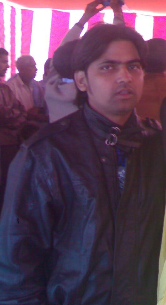 I am Jolly kind of Person. I love to make Friends..