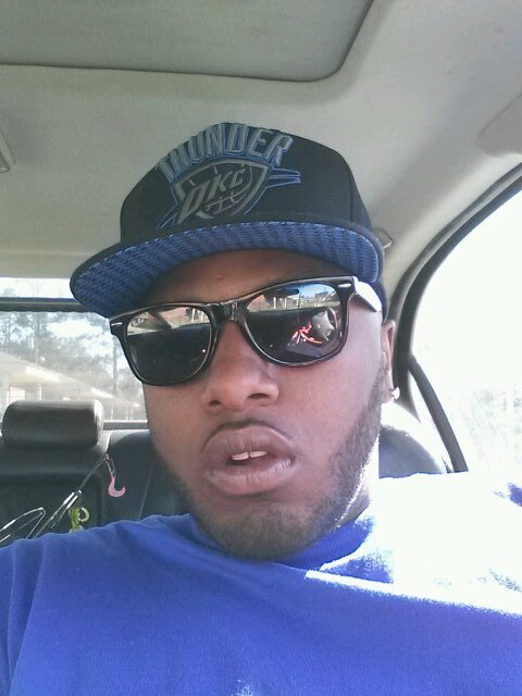I just be coolin!!! #teampisces #teamandroid #teamfreak #teamblacks #teamfuckdat #teamlakers #teamsnapbacks etc. I don't fuck witcha don't fuck wit me #str8up