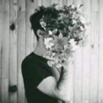 heMo32911152's profile picture. 