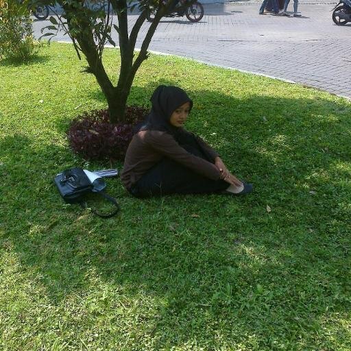 friendly n calm/93/student