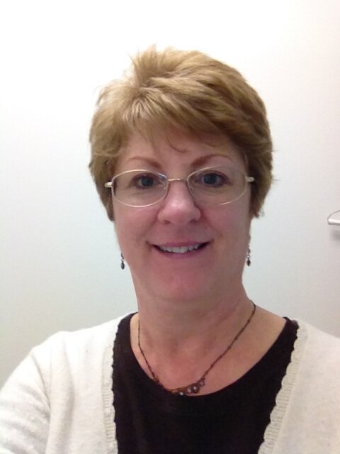 Local Sports fan, Redskins, Orioles.  Loves dancing and having a good time!