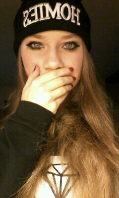 'LoveLiveLaugh' ~ insta : xlovelivelaugh ~