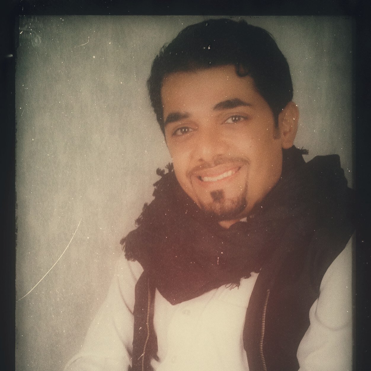 jafaer_Ali's profile picture. وَ لَوْ غَرسْتَني بَيْنَ أحْضآنِك لَن أكْتَفي مِنْك أبَداً ♥