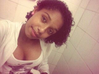 quero hum amor verdadeiro...