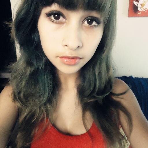 DudaMonteiro963's profile picture. gosto de animes gosto de rock,pop/rock i eltronica i pá pá pá  odeio funk : ) https://t.co/5GeA1z0qS2