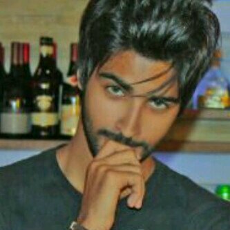♡̷̷̷̷‏​‏​3♥ 


جُمًآٍلّ أًلّدِنَيُآٍ آٍنَ تُجُدَِ قَلّبِ:$ 
        يُتُمًنَىَ فًرّحُتُڳُ قَبِلّ : فًرّحُتُہَ..♡;;)