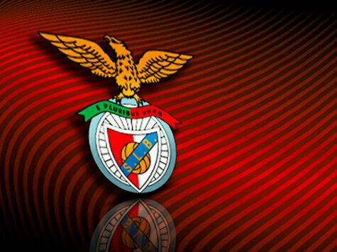 Altijd op de hoogte blijven van Benfica? Volg ons dan nu wij houden alles in de gaten in en om de club! Altijd het laaste nieuws! #Sl_Benfica_nl