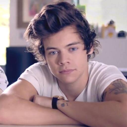 12 years of existence. Harry Styles' little princess Swiftie. Directioner. Dreamer. Singer-wannabe.. ❤️ ❤️ ❤️ Follow me fellas!