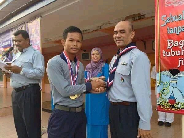 MatFuad47's profile picture. Nama: Ahmad Fuad Umur:15 Asal:Terengganu