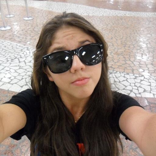 A vida me ensinou a nunca desistir nem ganhar, nem perder, mas procurar evoluir