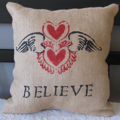 LorrieHomeDecor's profile picture. Being a Jersey Girl I love the beach and anything to do with the shore. I love to create handmade, eclectic, shabby chic designs for in and out of the home.