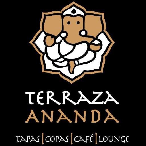 | Tapas | Copas | Café | Lounge |
Lago de Anna. Junto Piscina Municipal. Zona Columpios.