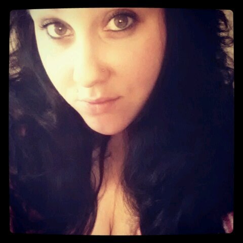 tattimacc's profile picture. Die hard boston sports fan..love the ufc/mma..paranormal shit excites the hell outta me..ooh and I love to smoke...don't judge me! :) drama free!!