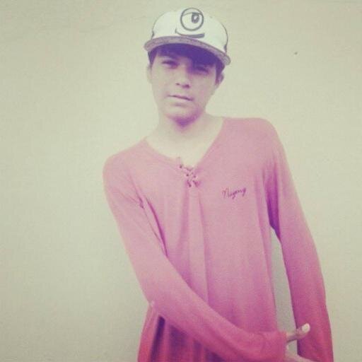 vascaino , adoro morenas ♥ , e amo video games
