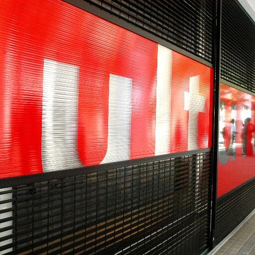Aquest canal de comunicació ciutadana està inactiu.
D’ara endavant, ens podràs trobar a:
Instagram: @ cmcpsa_cangalta_cremat
Facebook: @ Cmcpsa Can Galta Cremat