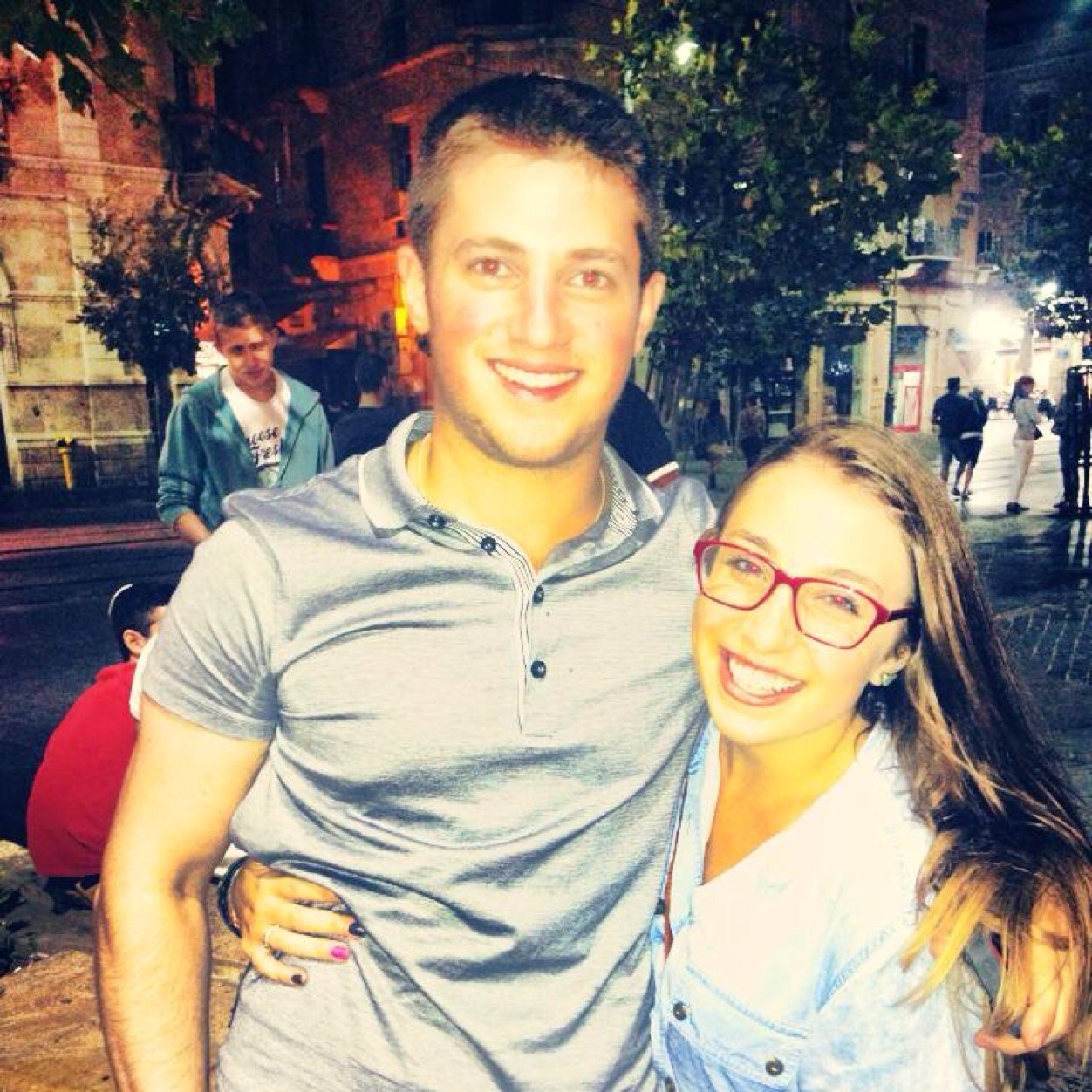 MrsB1eber's profile picture. Live life because no one gets out alive anyway ✌️