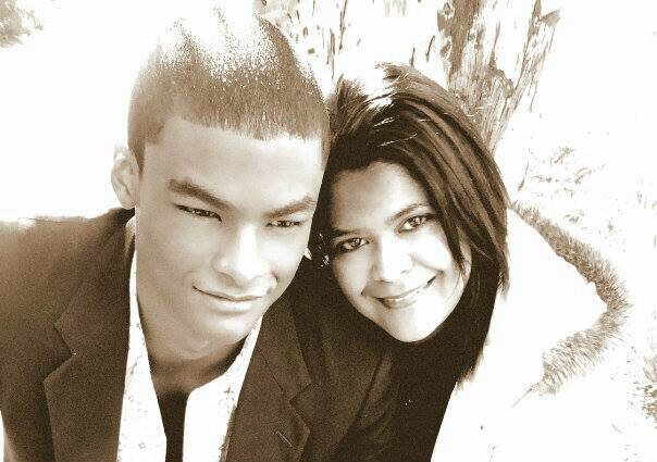I'm a single parent, love the outdoors nd 2 explore,  I'm a true believer in God! Jazz, R&B, soulmusic! Indoor volleyball nd movies!