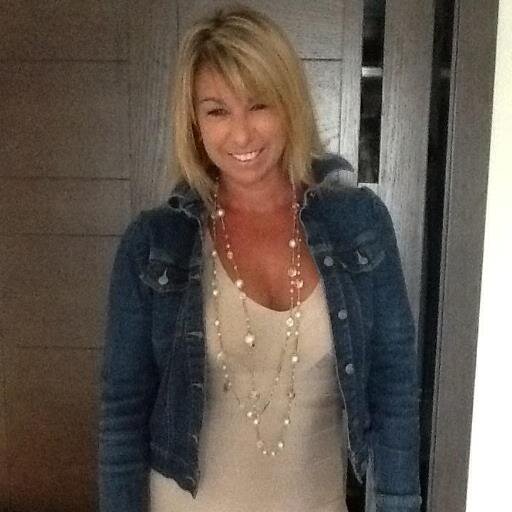 bobbynjules's profile picture. Passionate Brand Ambassador, Fashionista, Epicurist and Mustang lover!!