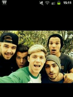 Directioner y Elliot. Little Mix, Macklemore, The Vamps 5SOS.. como forma de vida. Glee . Xavi Martinez. Cory always in our hearts