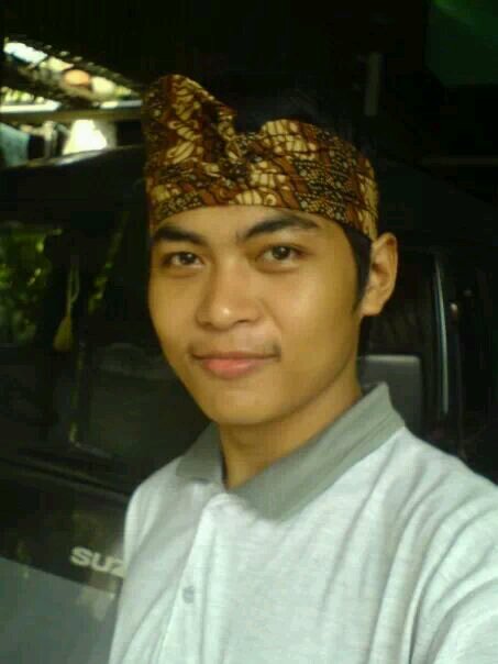 I love Allah, love my parent, love my work, hanya seorang lelaki biasa yg ingin sukses
