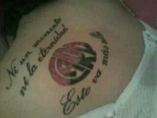 Los que hacen música no matan. CARP vos sos mi vida, lo que mas quiero♥  ~Fundamentalista de Ricota~ CALLEJEROS luego existo.♥ Periodista en proceso.