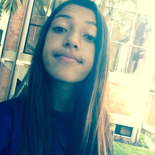 Naum tem bio \o
