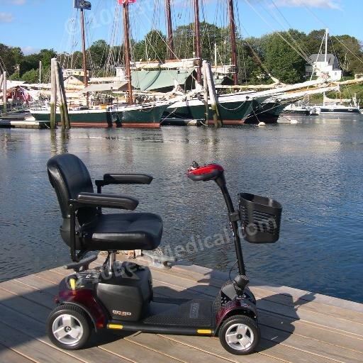 With input from physicians and consumers, our selection only includes the top rated, most useful home medical equipment.