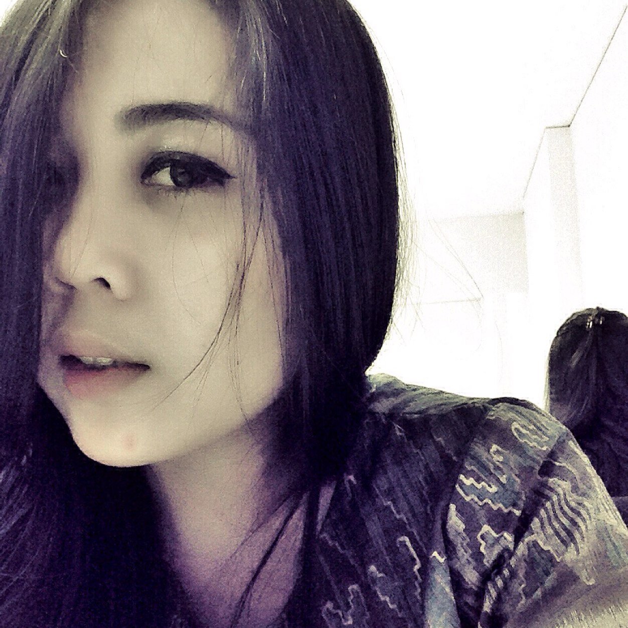 Trimakasih sudah mengunjungi twitter saya :)