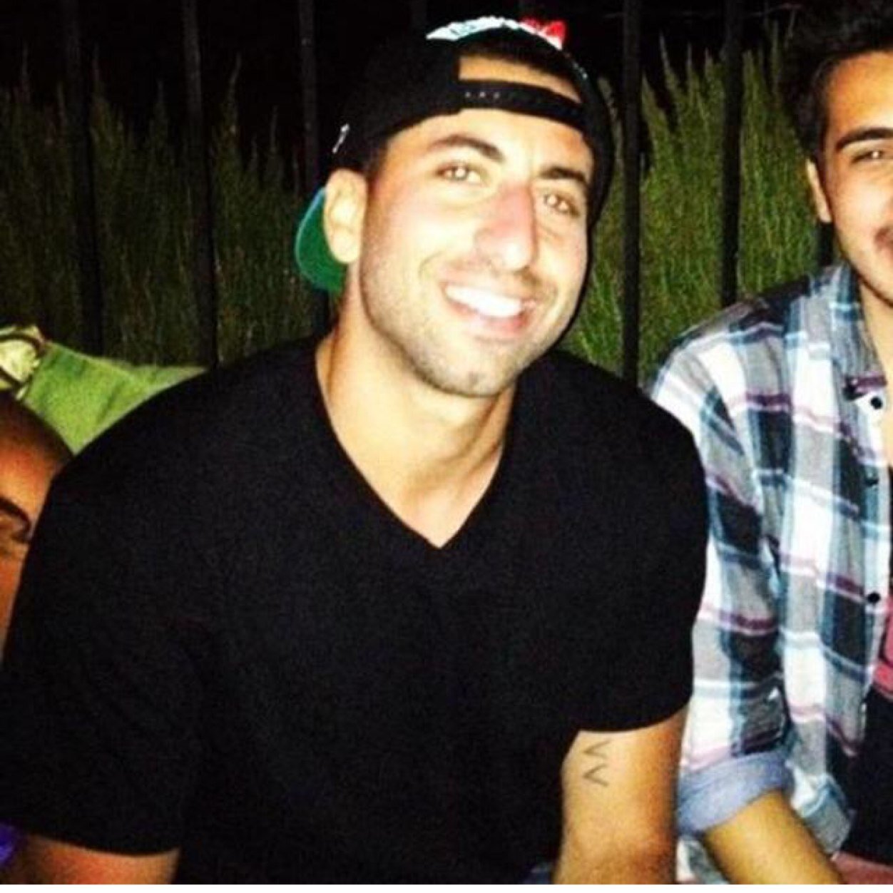 ohhMikegodd's profile picture. life is beautiful. go live it.