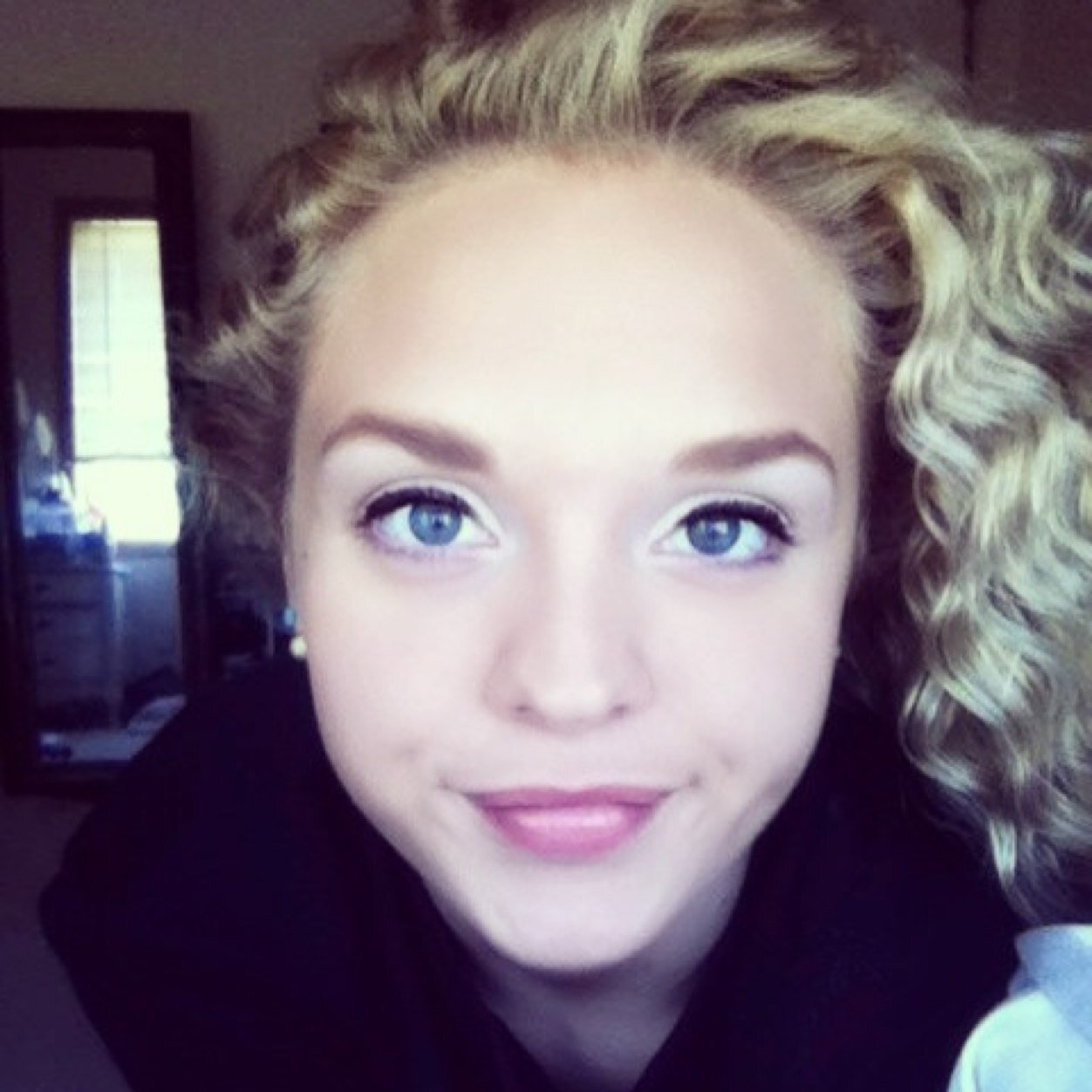 Eyes deeper than sound. ♉
