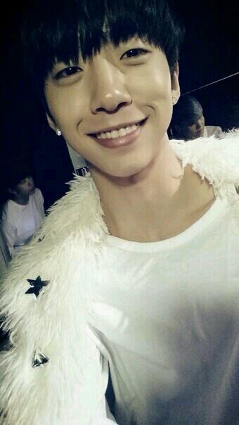 ยงกุก ลีดเดอร์:แห่ง B.A.P