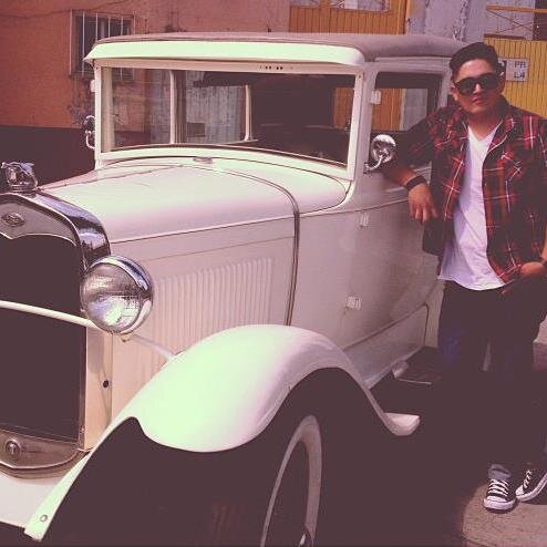Mucha Cerveza y  Rock And Roll