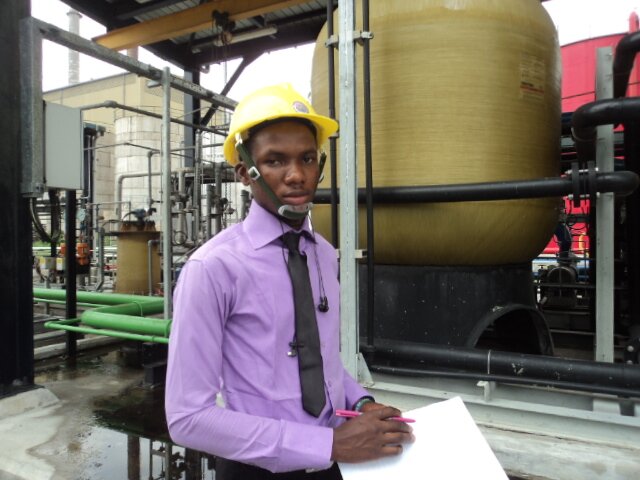 gentle and cool love politics and i,m a student of petroleum and natural gas engineering federal university of petroleum resources Effurun Delta State Nigeria