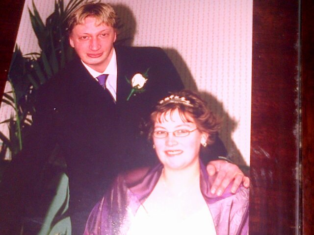 One stop worker and dad of 3 married to amazing kerrie