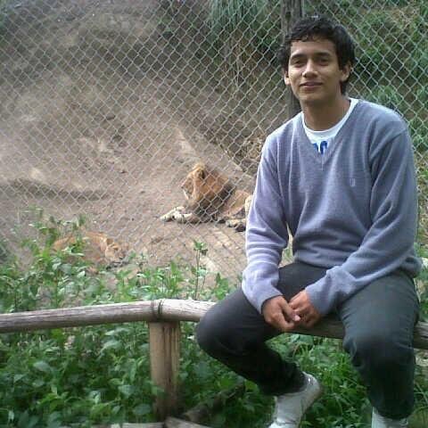 Estudiante de Biología, emelecista, amante del futbol, creyente, luchador, mente positiva, agradecido con Dios por mi gran familia