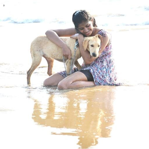 ArchanaAkumal's profile picture. 