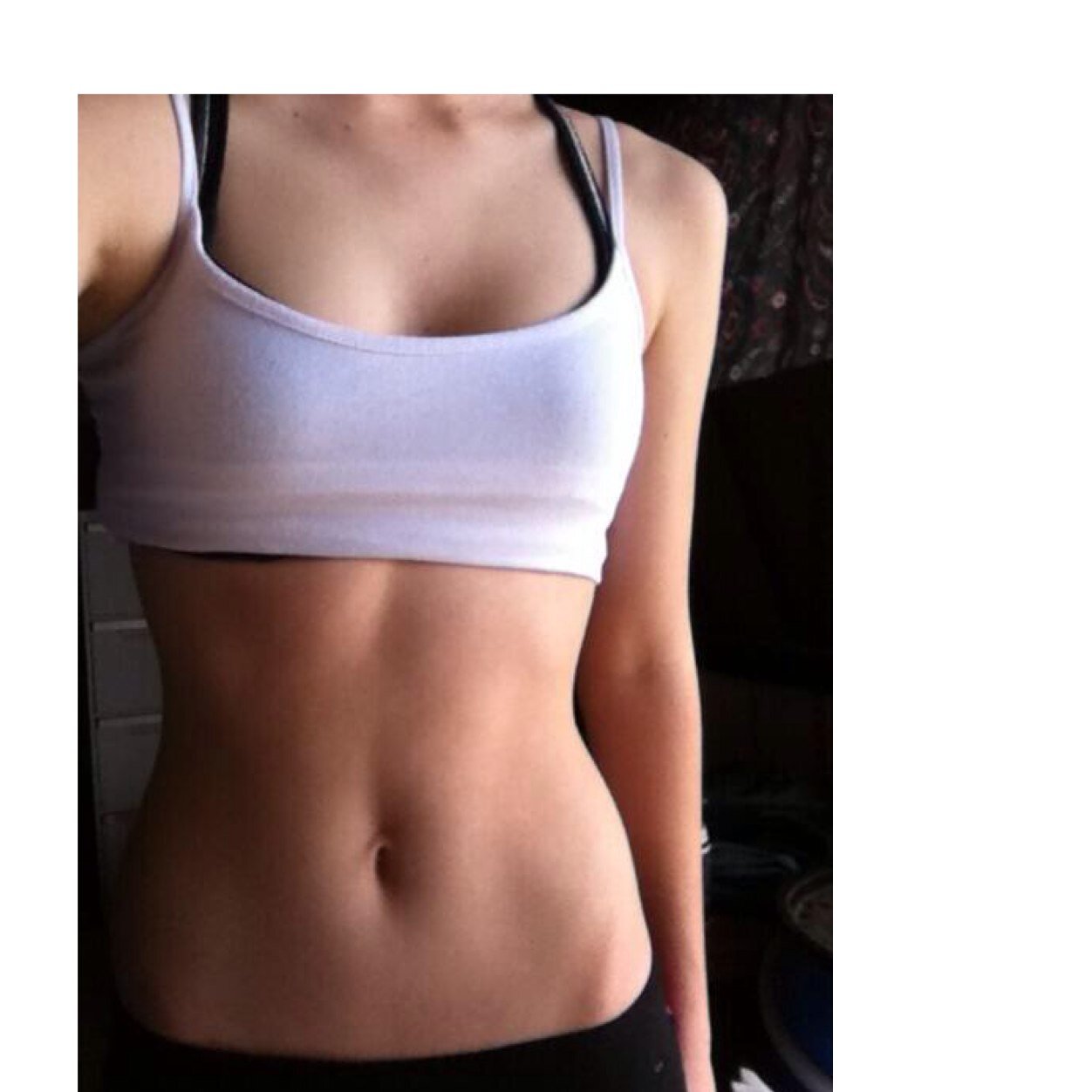 New account because people from my school found my old twitter Im a wanna be skinny, anorexic if you like *me in my avi*
From scotland, go on judge me