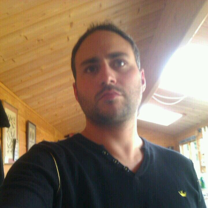 chrismrose1979's profile picture. 