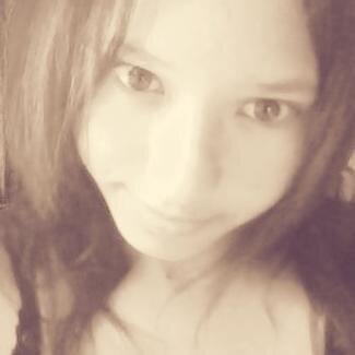 I love Bruno Mars. Cause I'm cool like that. Follow me, I follow back :)